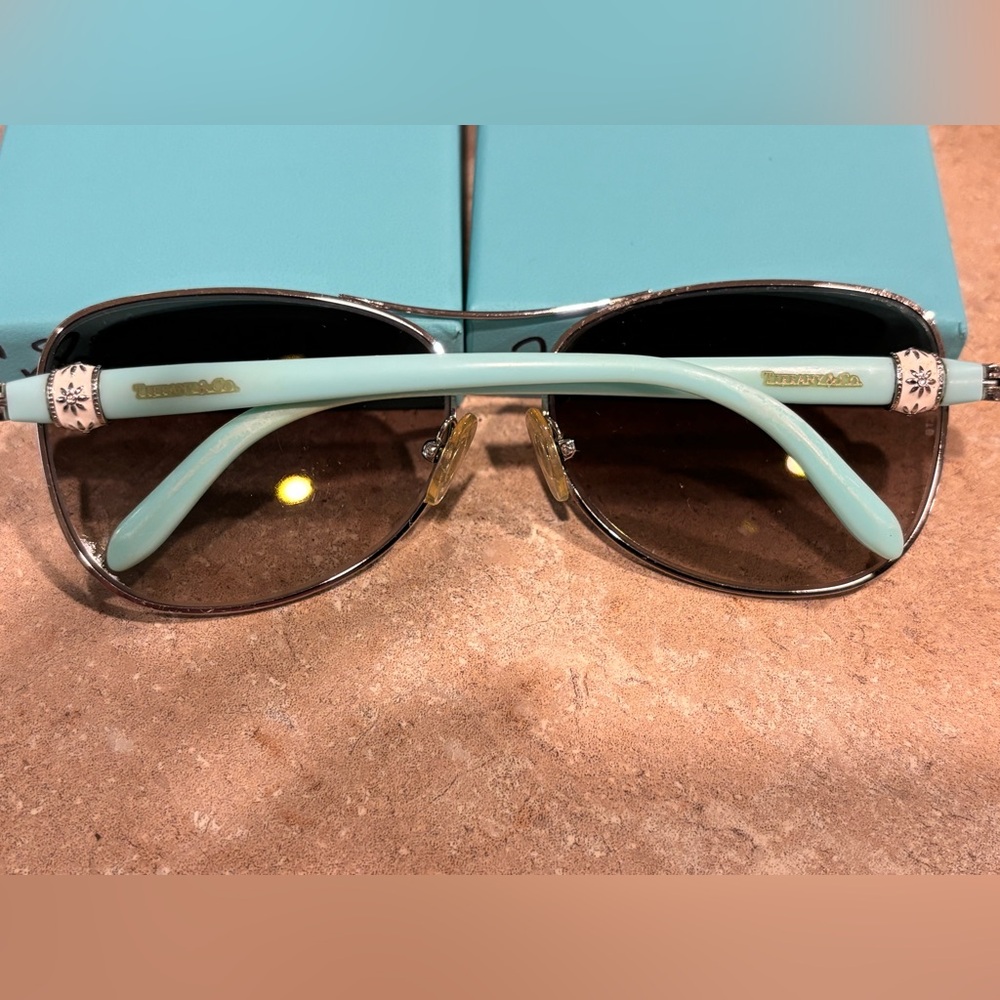 ****SOLD**** ✨ Tiffany & Co. Daisy Aviator Sunglasses ✨